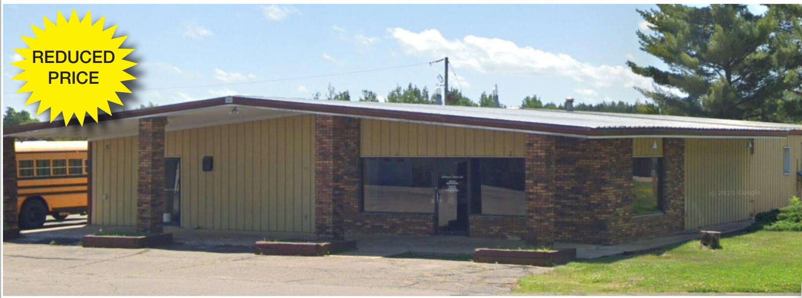 807 S Center Ave, Merrill, WI for lease Building Photo- Image 1 of 4