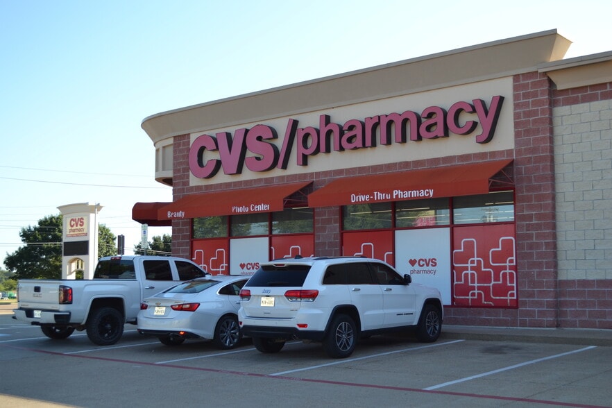 1231 W Main St, Gun Barrel City, TX for sale - Building Photo - Image 2 of 9