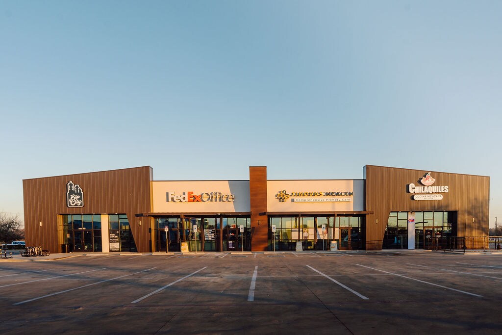 9111 Jordan Ln, Woodway, TX for lease Primary Photo- Image 1 of 9