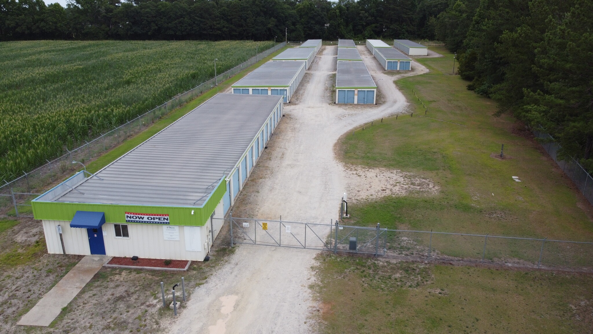 1600 Starlite Dr, Lumberton, NC for sale Primary Photo- Image 1 of 5