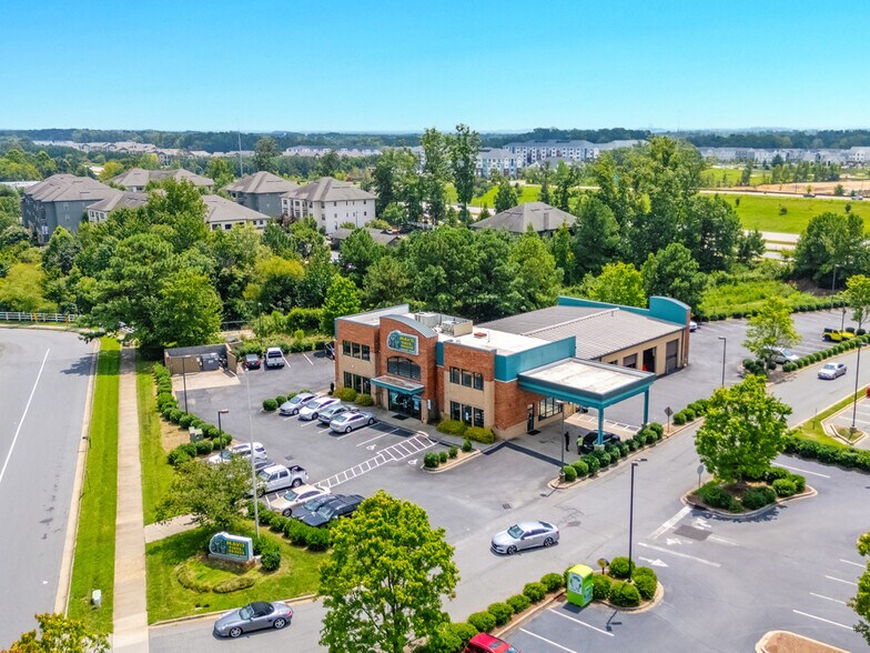 5080 Highland Shoppes Dr, Charlotte, NC à vendre - Photo du bâtiment - Image 2 de 8