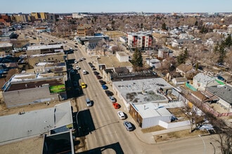 9306-9310 111 Av NW, Edmonton, AB - AERIAL  map view