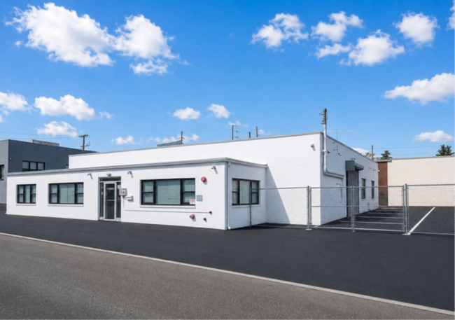 Plus de détails pour 134 Fulton Ave, Garden City Park, NY - Local d'activités à louer