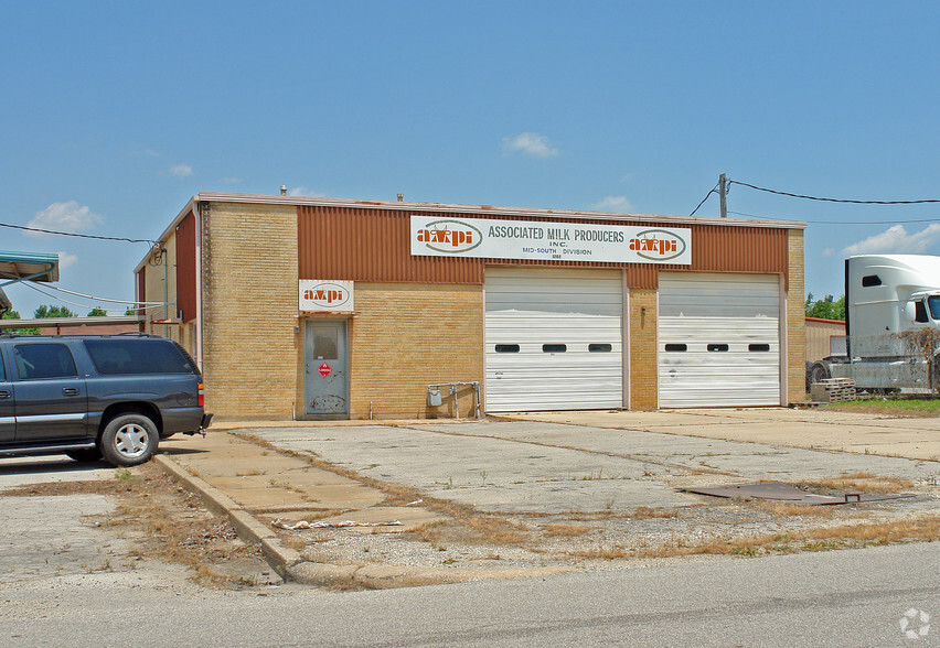 1202 W Schmieding Ave, Springdale, AR for sale - Primary Photo - Image 1 of 1