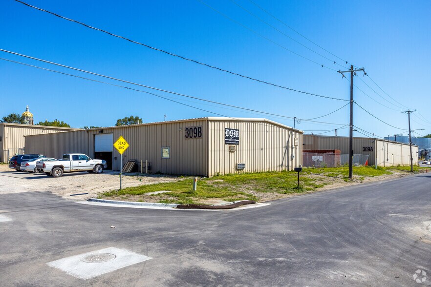 309 SE 8th St, Des Moines, IA for sale - Primary Photo - Image 1 of 6