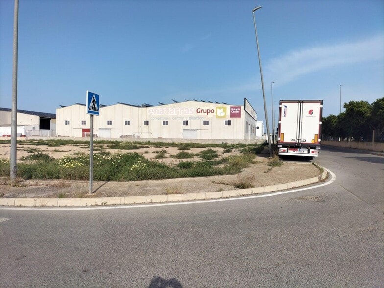 Industrial in Almoradí for sale - Building Photo - Image 3 of 3