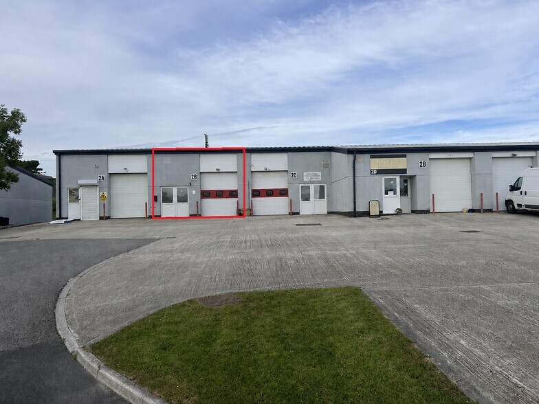 Trecerus Industrial Estate, Padstow à louer - Photo du bâtiment - Image 3 de 6
