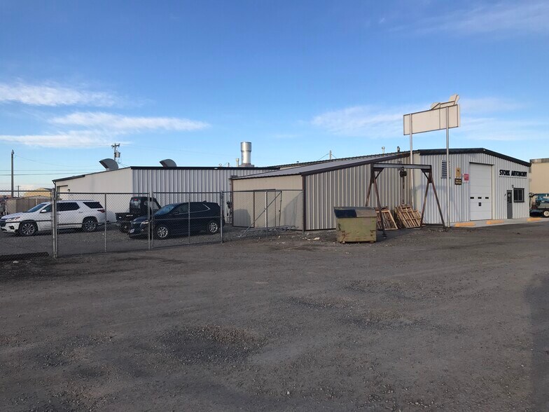 841 Miniweb Ave, Riverton, WY à vendre - Photo du bâtiment - Image 2 de 5