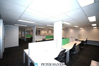 7-9 Underwood Rd, Homebush à louer Photo intérieure- Image 2 de 6