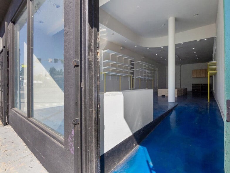 7625-7629 Melrose Ave, Los Angeles, CA for lease - Building Photo - Image 3 of 7