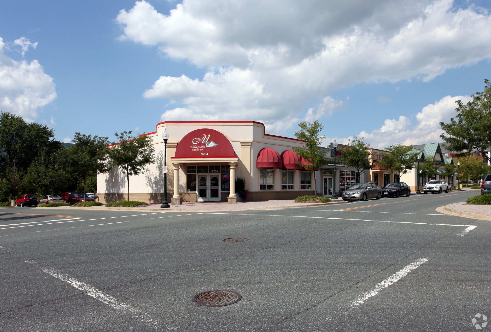 9734-9740 Traville Gateway Dr, Rockville, MD for lease Primary Photo- Image 1 of 6