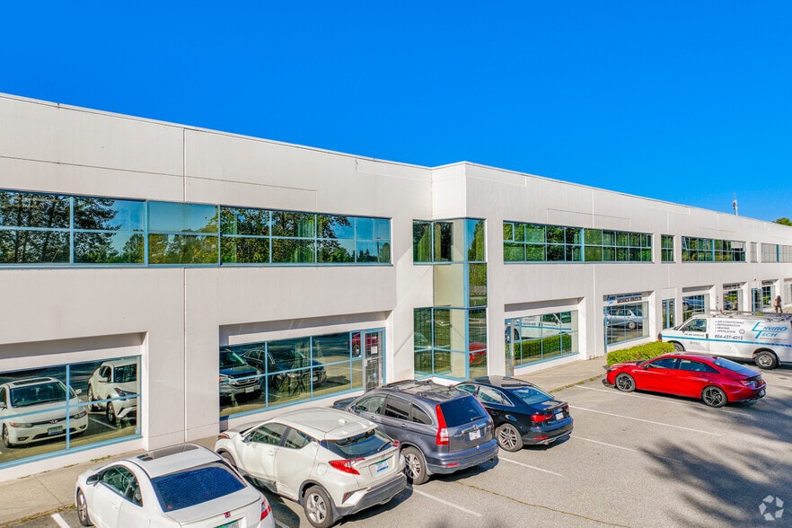 3738 North Fraser Way, Burnaby, BC for lease - Building Photo - Image 2 of 4