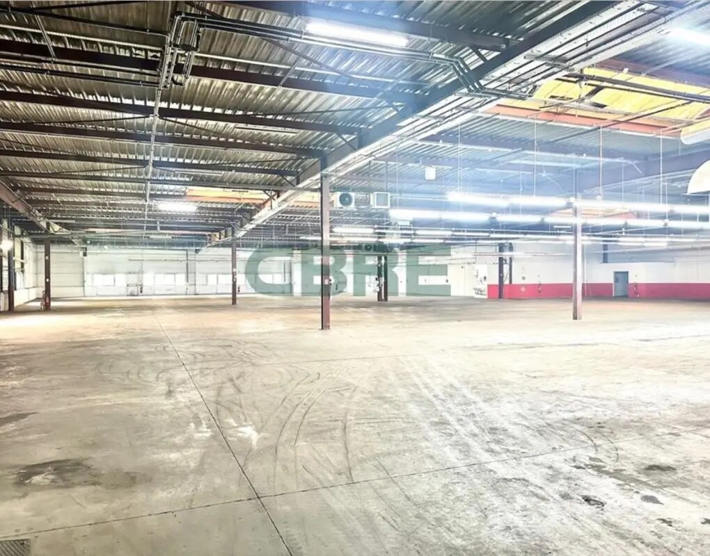 Industrial in Fontenay-sous-Bois for lease Interior Photo- Image 1 of 8