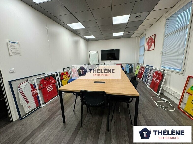 Office in Mauguio for lease - Interior Photo - Image 3 of 12