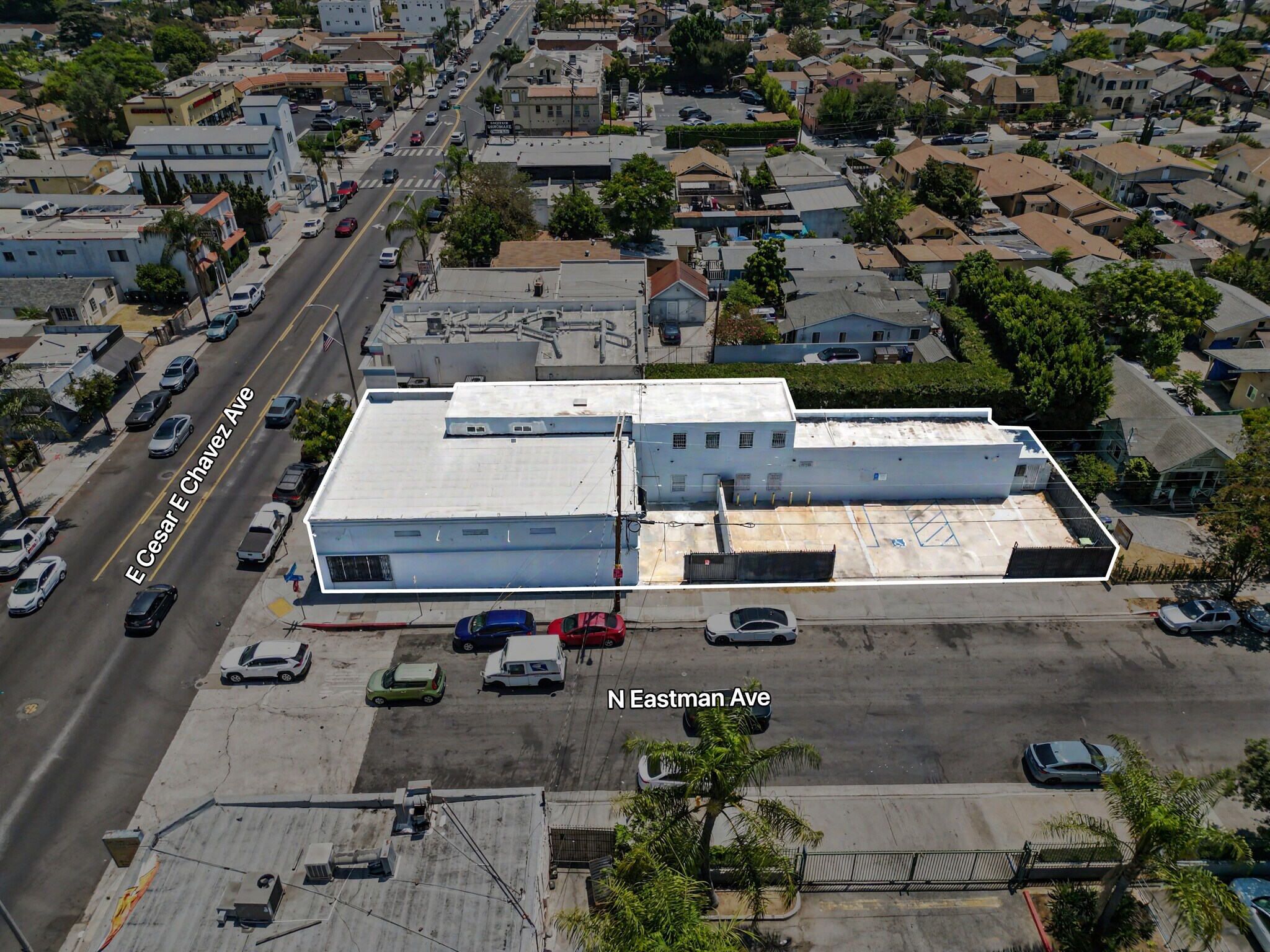 3700 E Cesar E Chavez Ave, Los Angeles, CA à vendre Photo du bâtiment- Image 1 de 8