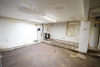 64 Lafayette Ave, Brooklyn, NY for lease Interior Photo- Image 2 of 3