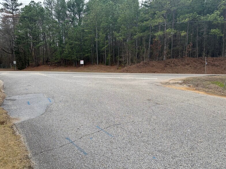 W Hwy 52, Pelham, AL à vendre - Photo du bâtiment - Image 1 de 1