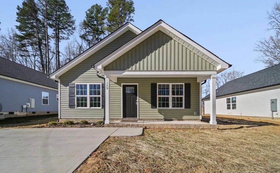 1129 Kenly St, Salisbury, NC for sale - Primary Photo - Image 1 of 1