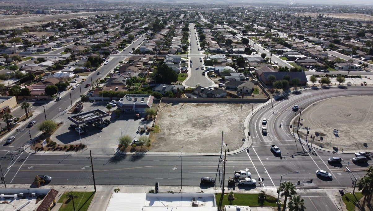 NEC Monroe Street & Avenue 44, Indio, CA for sale Primary Photo- Image 1 of 6