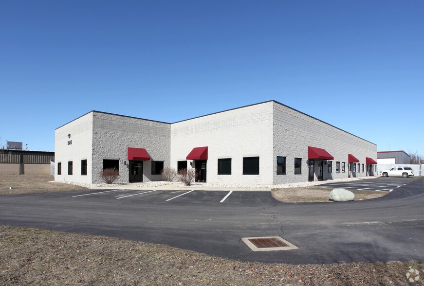 3500 Millikin Ct, Columbus, OH à louer - Photo du bâtiment - Image 2 de 25