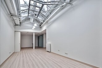 11 Rue Du Perche, Paris for lease Interior Photo- Image 1 of 11