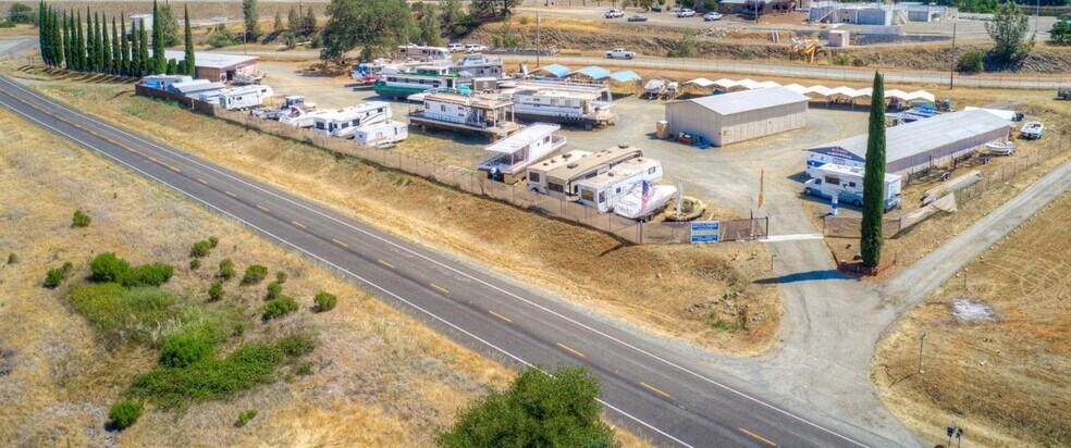 170 Kelly Ridge Rd, Oroville, CA à vendre - Photo du bâtiment - Image 3 de 45