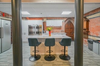 Chapel Ln, Wythall à louer Photo intérieure- Image 1 de 8