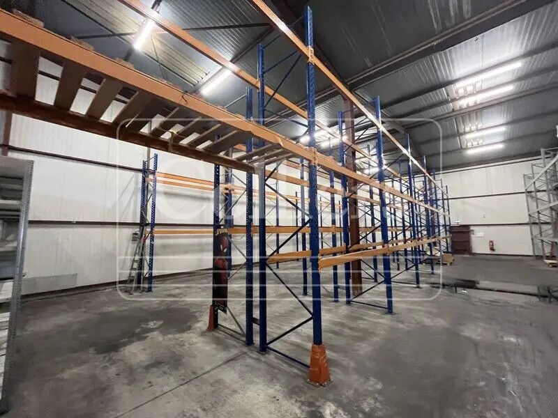 Industrial in Aubagne for lease Interior Photo- Image 1 of 9