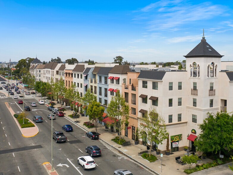 21800 Avalon Blvd, Carson, CA à louer - Photo du bâtiment - Image 2 de 6