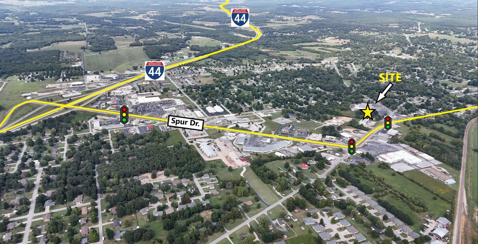 801 W Washington St, Marshfield, MO à vendre - Photo du bâtiment - Image 2 de 5