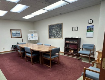 609 8TH AVE, Mendota, IL for lease - Interior Photo - Image 3 of 5