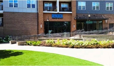 503 E Stone Ave, Greenville, SC for lease Building Photo- Image 1 of 2