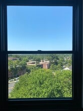 6900 Wisconsin Ave, Bethesda, MD à louer Photo intérieure- Image 2 de 3