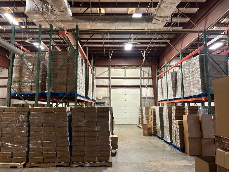 804-820 Port Centre Pky, Portsmouth, VA à louer - Photo intérieure - Image 3 de 11