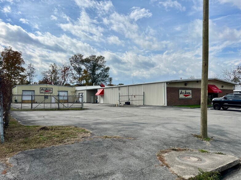 6120 Airways Blvd, Chattanooga, TN à vendre - Photo du bâtiment - Image 1 de 16