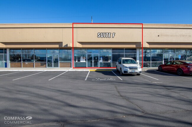 Plus de détails pour 2498 S Highway 97, Redmond, OR - Commerce de détail à louer