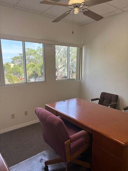3005 State Rd 590, Clearwater, FL à louer - Photo du bâtiment - Image 3 de 5