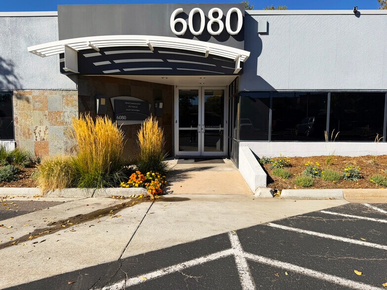 6080 Greenwood Plaza Blvd, Greenwood Village, CO à louer - Photo du bâtiment - Image 2 de 23