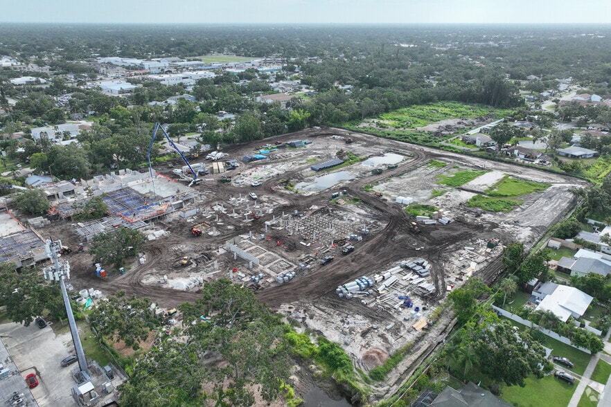 2170 Robinhood St, Sarasota, FL for lease - Building Photo - Image 3 of 4