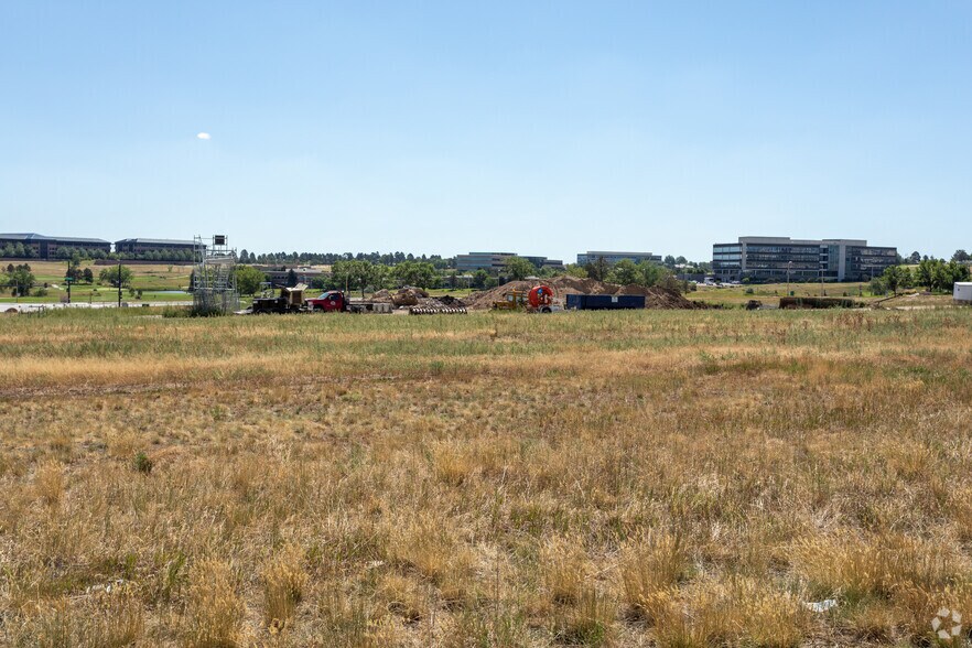 Meridian Blvd, Englewood, CO à louer - Photo du bâtiment - Image 2 de 3