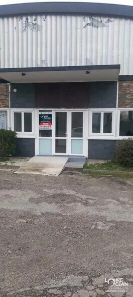 Commerce de détail dans Nantes à louer - Photo du bâtiment - Image 3 de 6