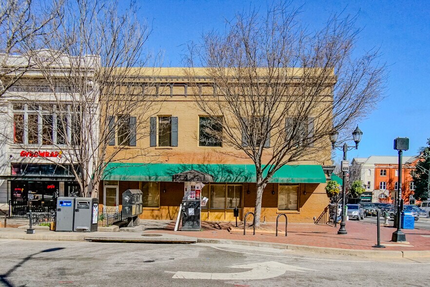 225 E Broad St, Athens, GA à louer - Photo du bâtiment - Image 1 de 15