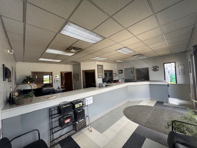 4557 Il Route 173, Caledonia, IL à vendre - Photo du bâtiment - Image 2 de 22