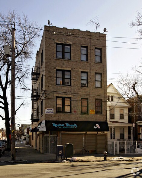 1755 Taylor Ave, Bronx, NY for sale - Primary Photo - Image 2 of 6