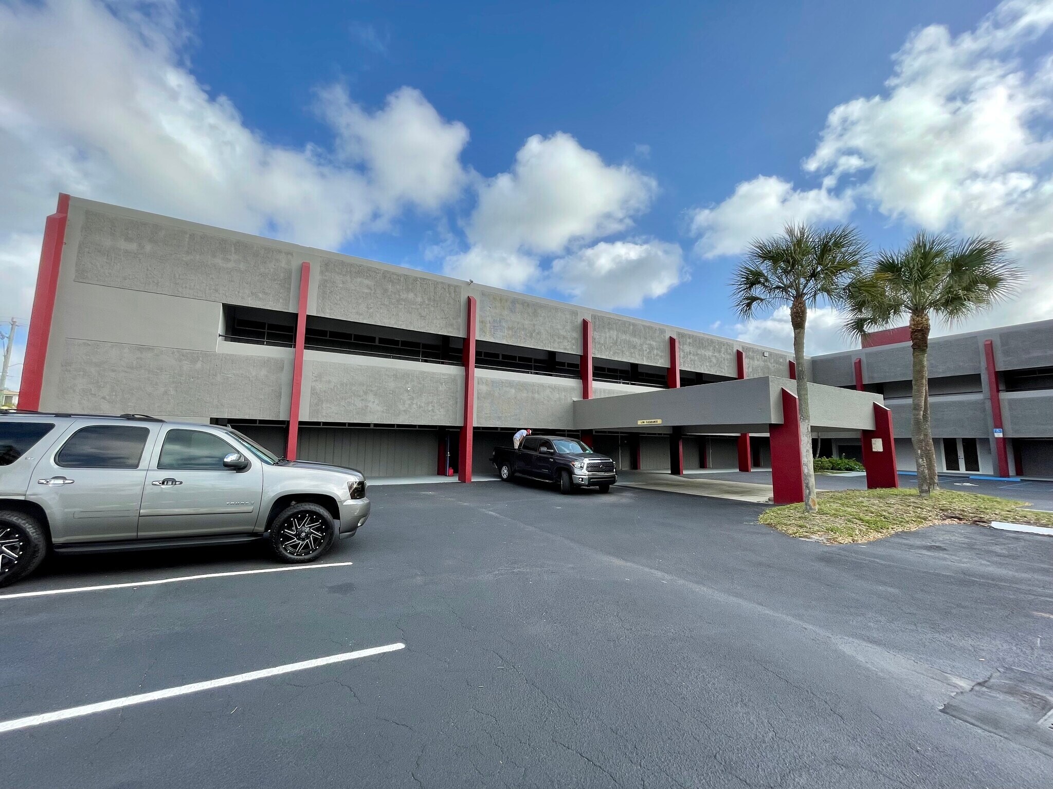 5975 W Sunrise Blvd, Sunrise, FL for lease Building Photo- Image 1 of 10