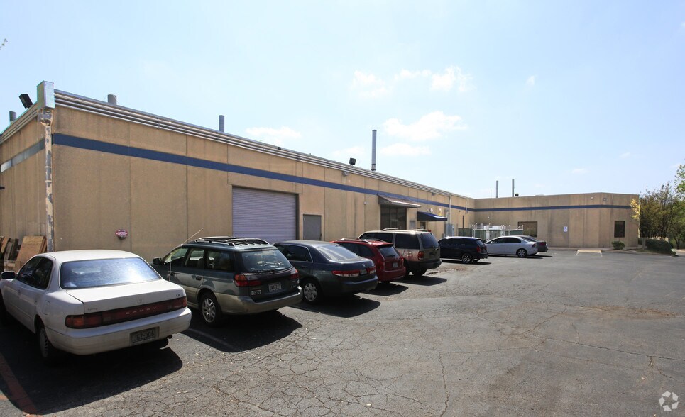 8609 Cross Park Dr, Austin, TX for lease - Building Photo - Image 3 of 38