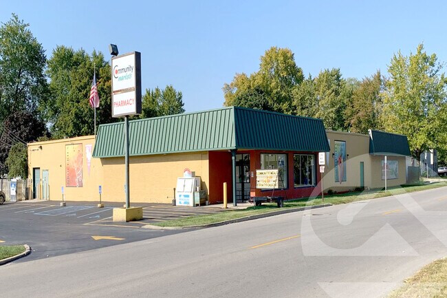 More details for 702 Main St, Delta, OH - Retail for Sale