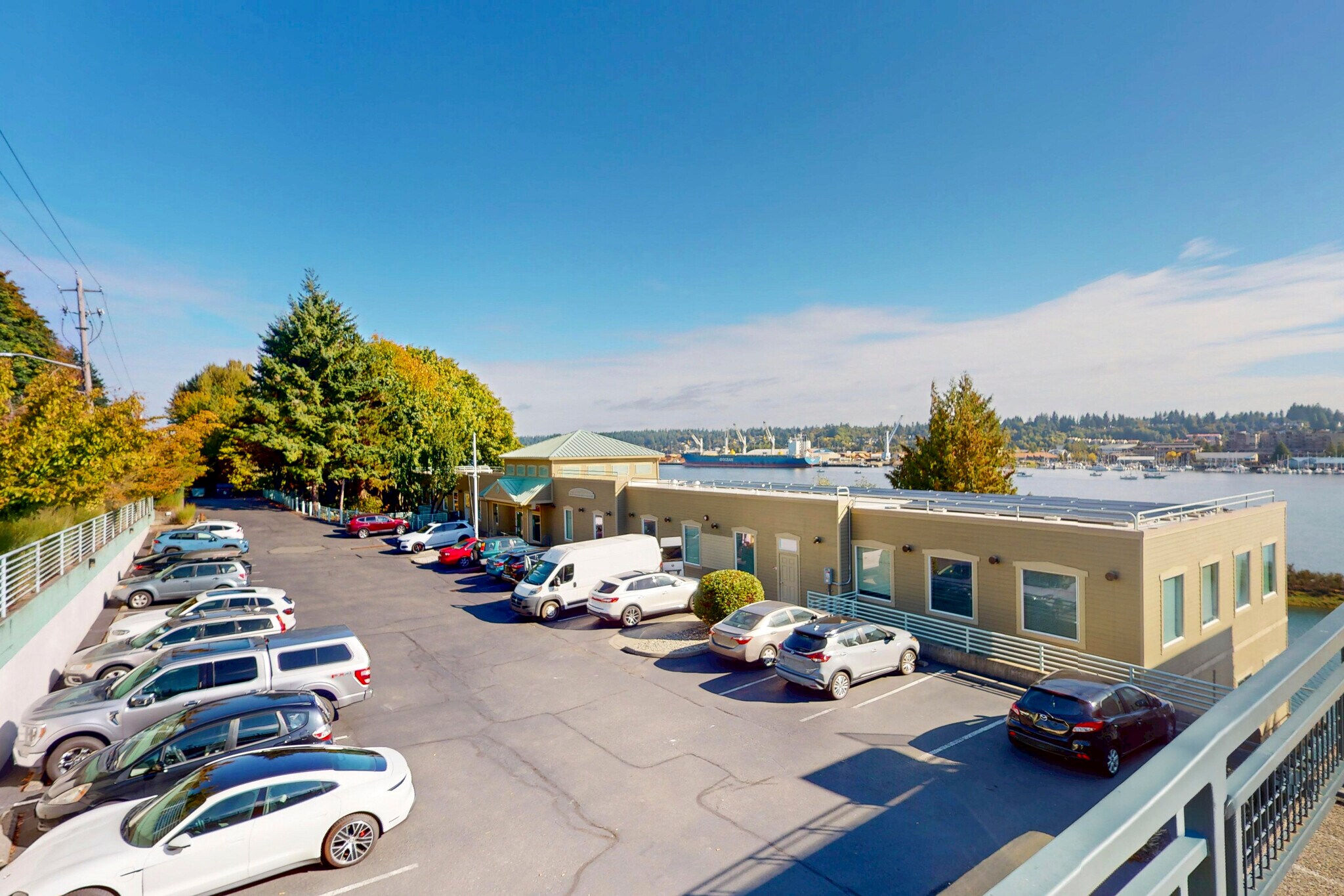 324 W Bay Dr NW, Olympia, WA à louer Photo principale- Image 1 de 14