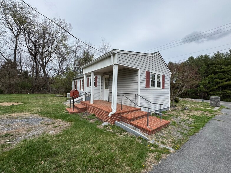 1932 Spring Hill Rd, Staunton, VA for sale - Building Photo - Image 3 of 22