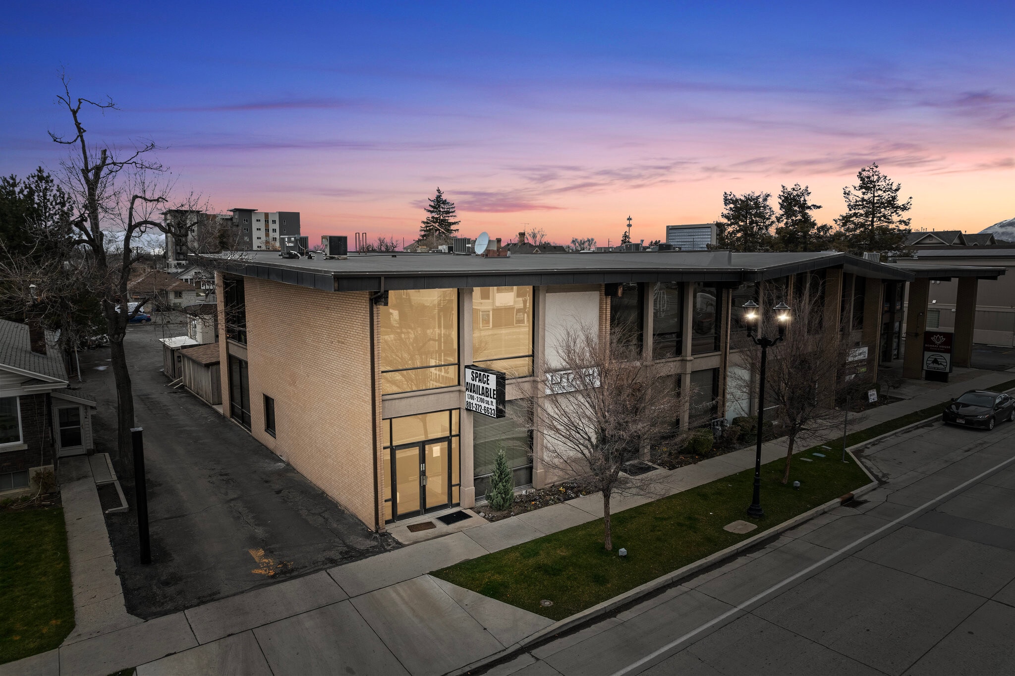 455 N University Ave, Provo, UT à louer Photo du bâtiment- Image 1 de 5